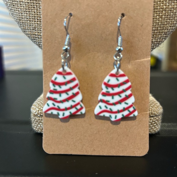 Source Unknown Jewelry - Festive Christmas Tree “snack cake “ Earrings